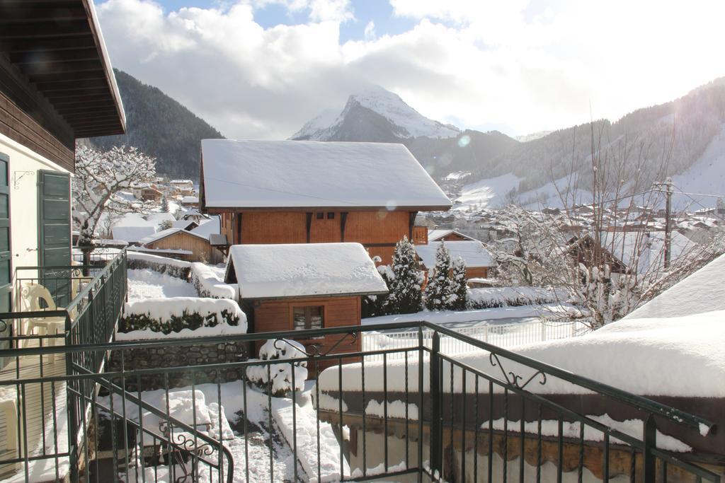Hôtel L'Ours Blanc à Morzine Extérieur photo