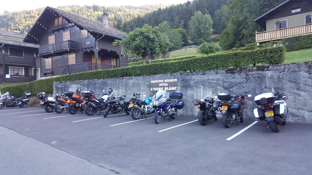 Hôtel L'Ours Blanc à Morzine Extérieur photo