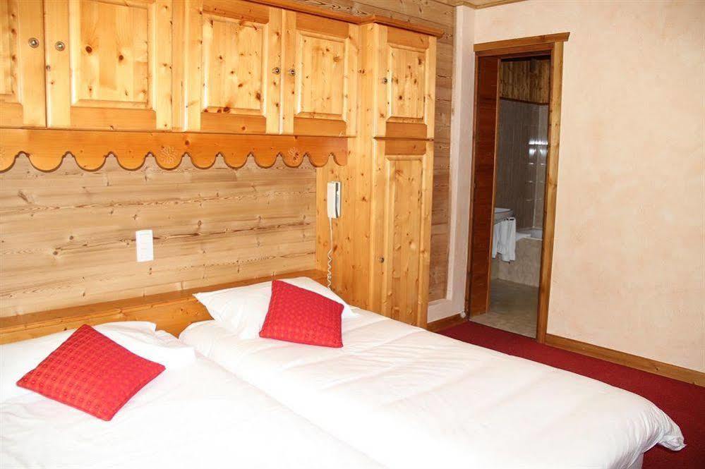 Hôtel L'Ours Blanc à Morzine Extérieur photo